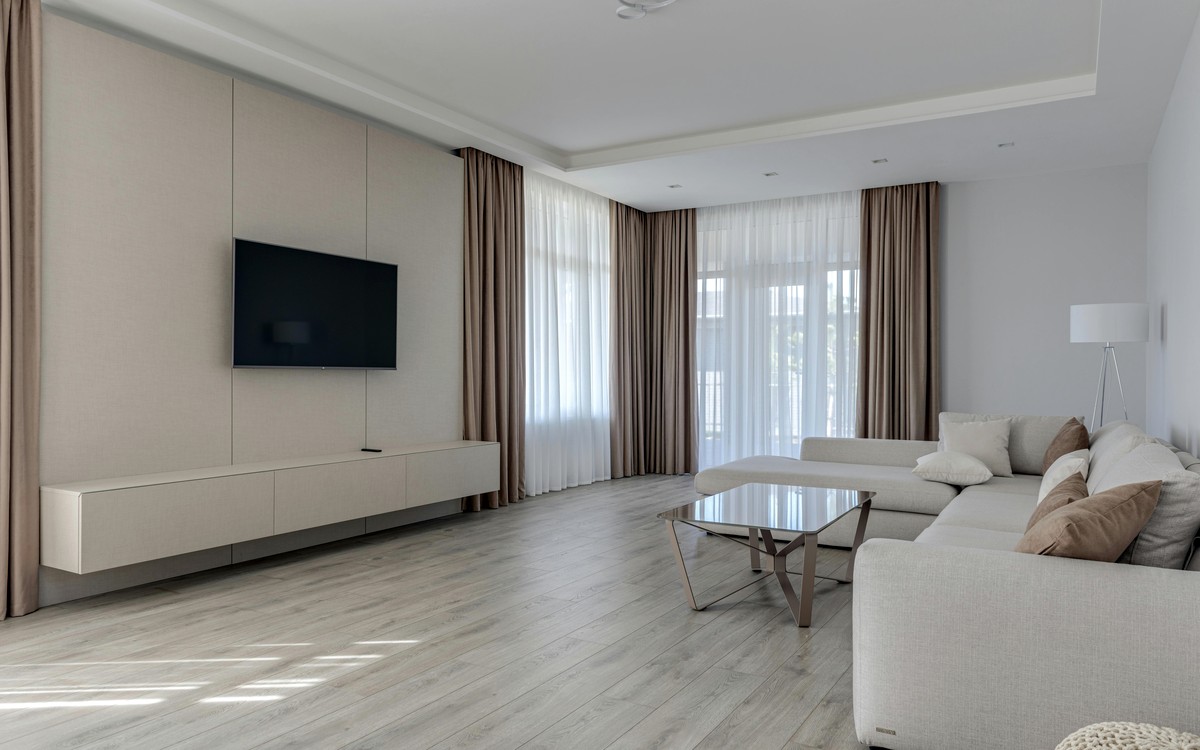 Delivery support and installation coordination in a finished home