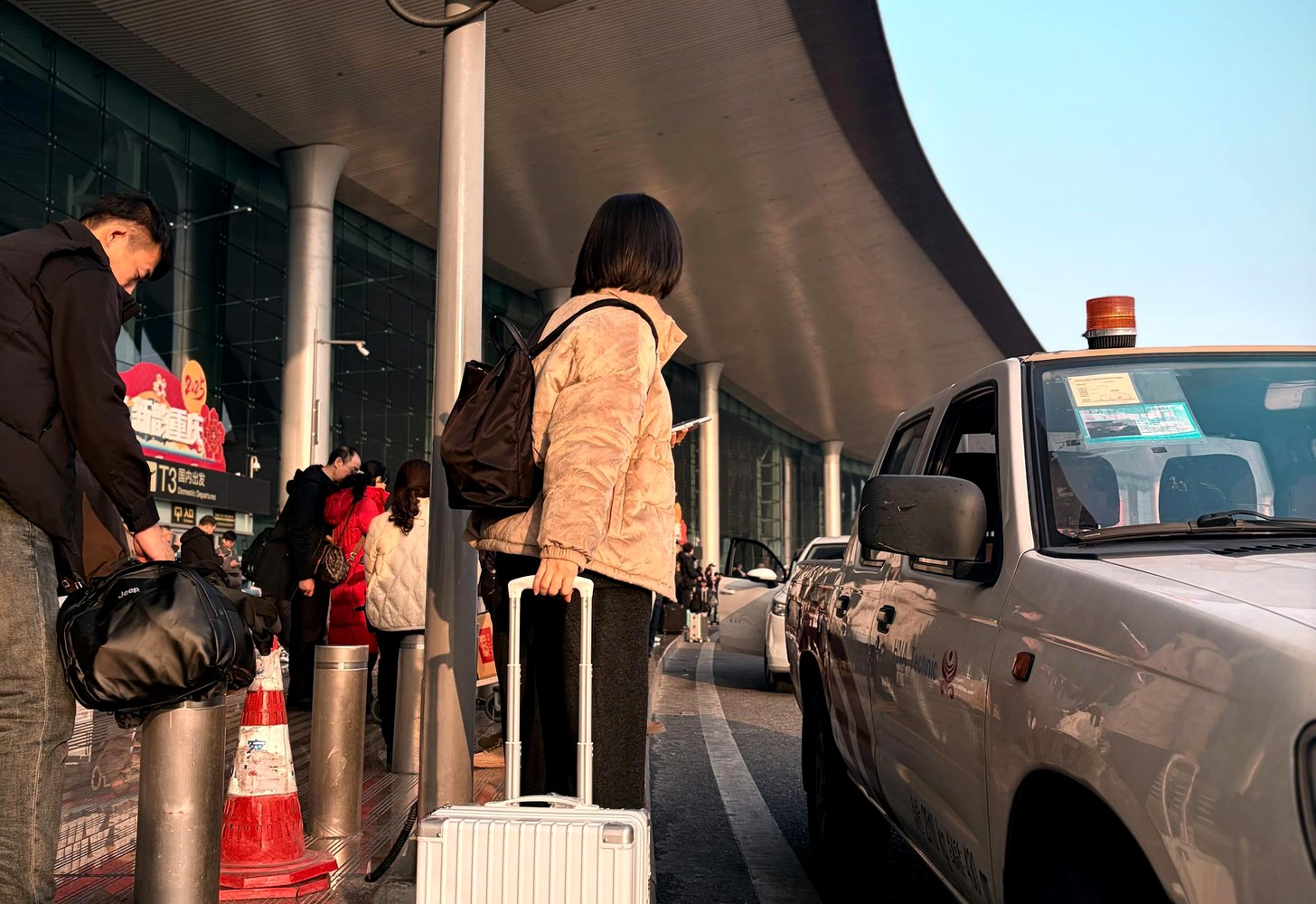 Airport pickup service for overseas clients arriving in China